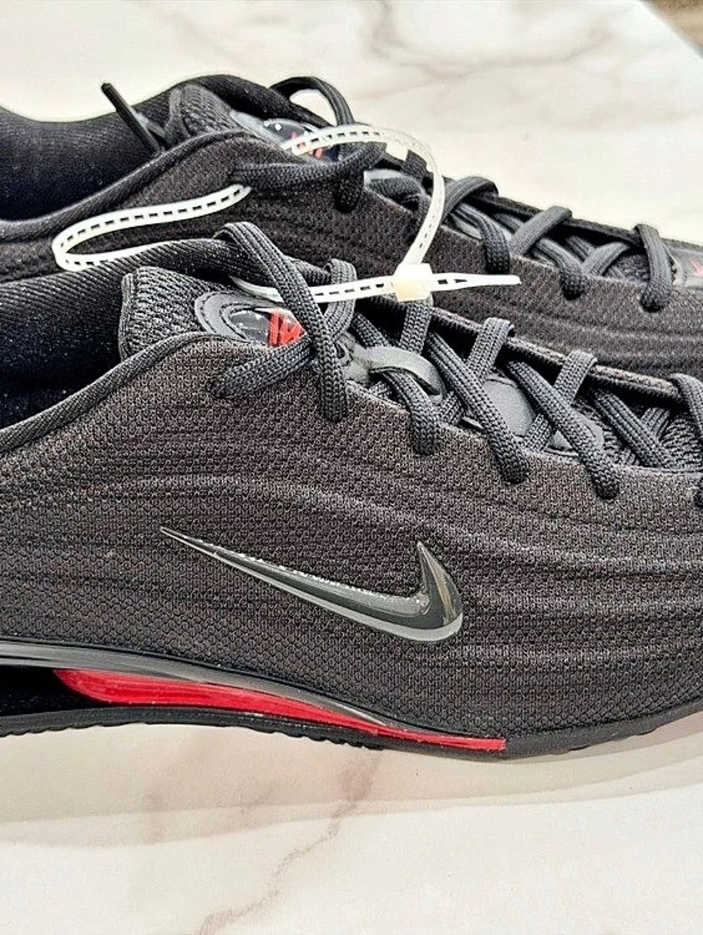 Nike Shox Athletic Shoes Black & Red US 8.5 NWT